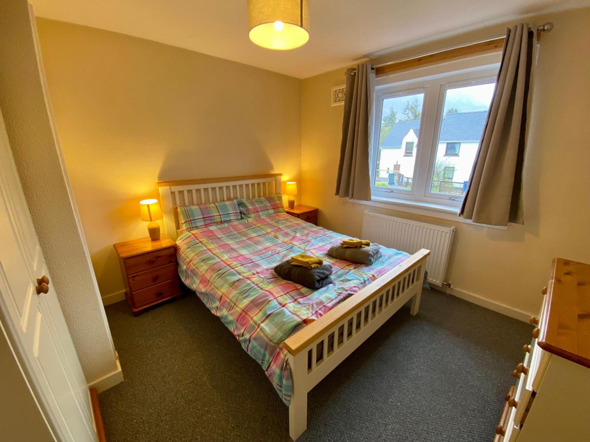 Traditional 3 Bed Town House Inverlochy エクステリア 写真