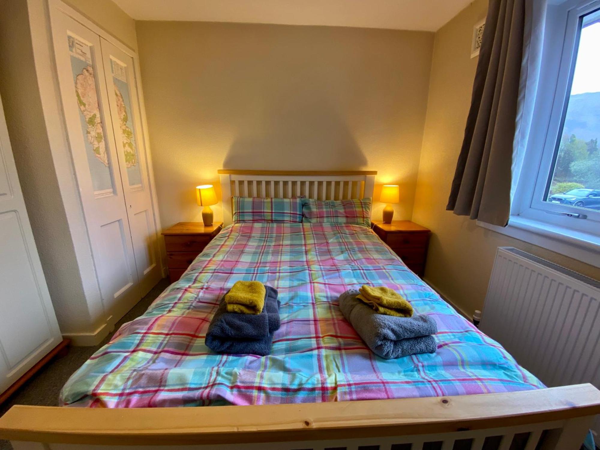 Traditional 3 Bed Town House Inverlochy エクステリア 写真